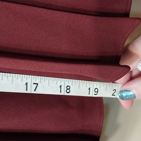 Express pleated skirt. Size L. - Picture 9 of 9